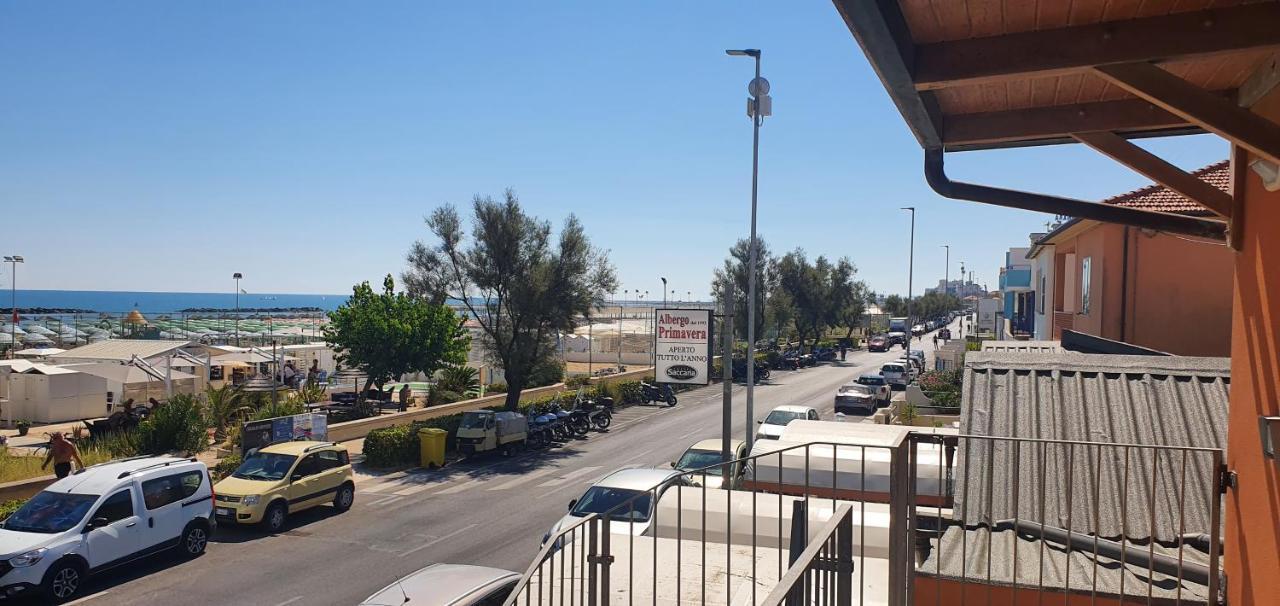 סניגליה Albergo Primavera מראה חיצוני תמונה