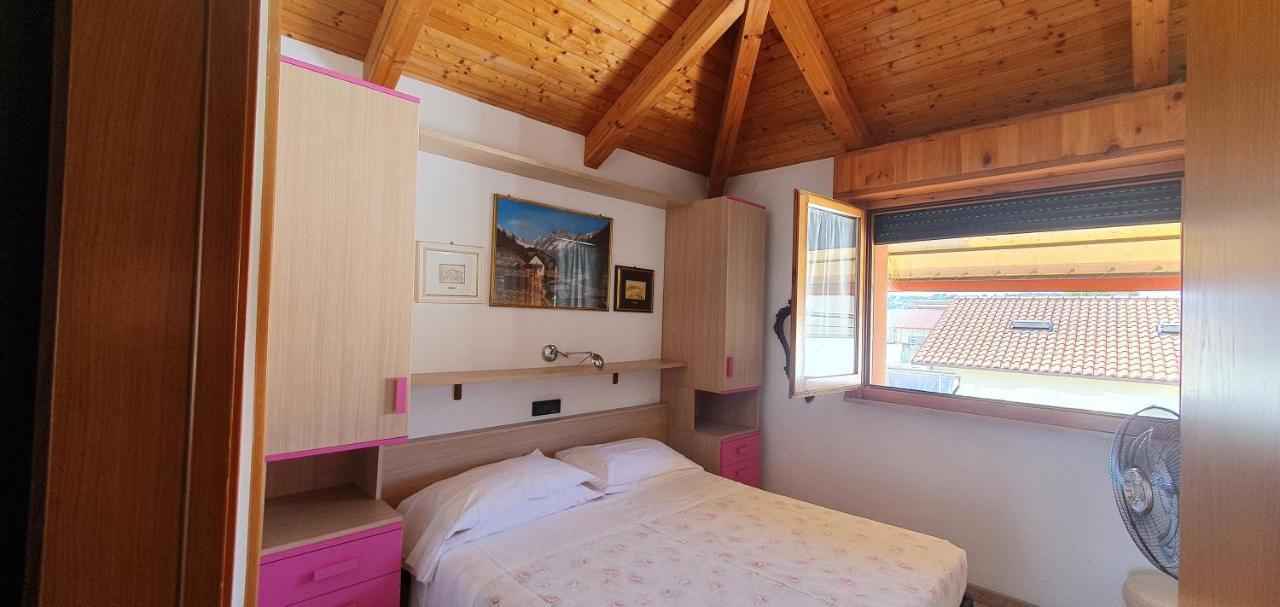 סניגליה Albergo Primavera מראה חיצוני תמונה