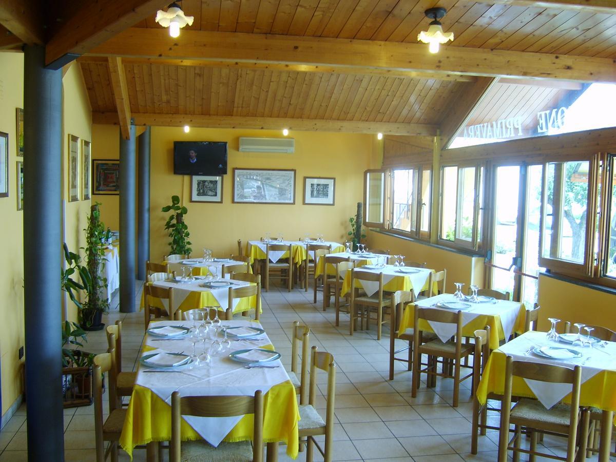 סניגליה Albergo Primavera מראה חיצוני תמונה