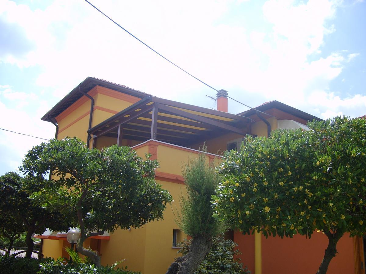 סניגליה Albergo Primavera מראה חיצוני תמונה
